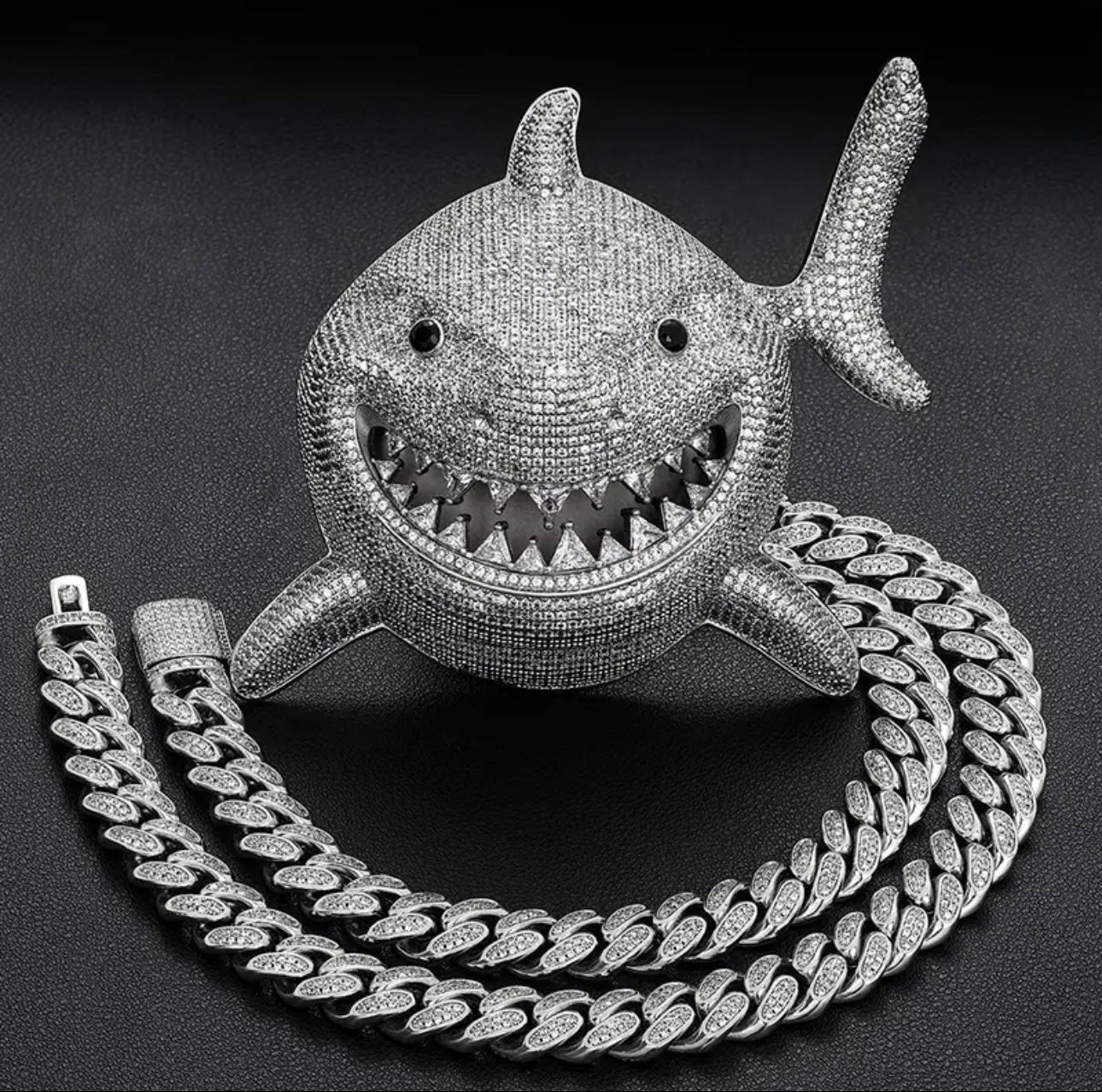 VVS Moissanite Shark Pendant 925 Silver with 18mm Moissanite Cuban Chain