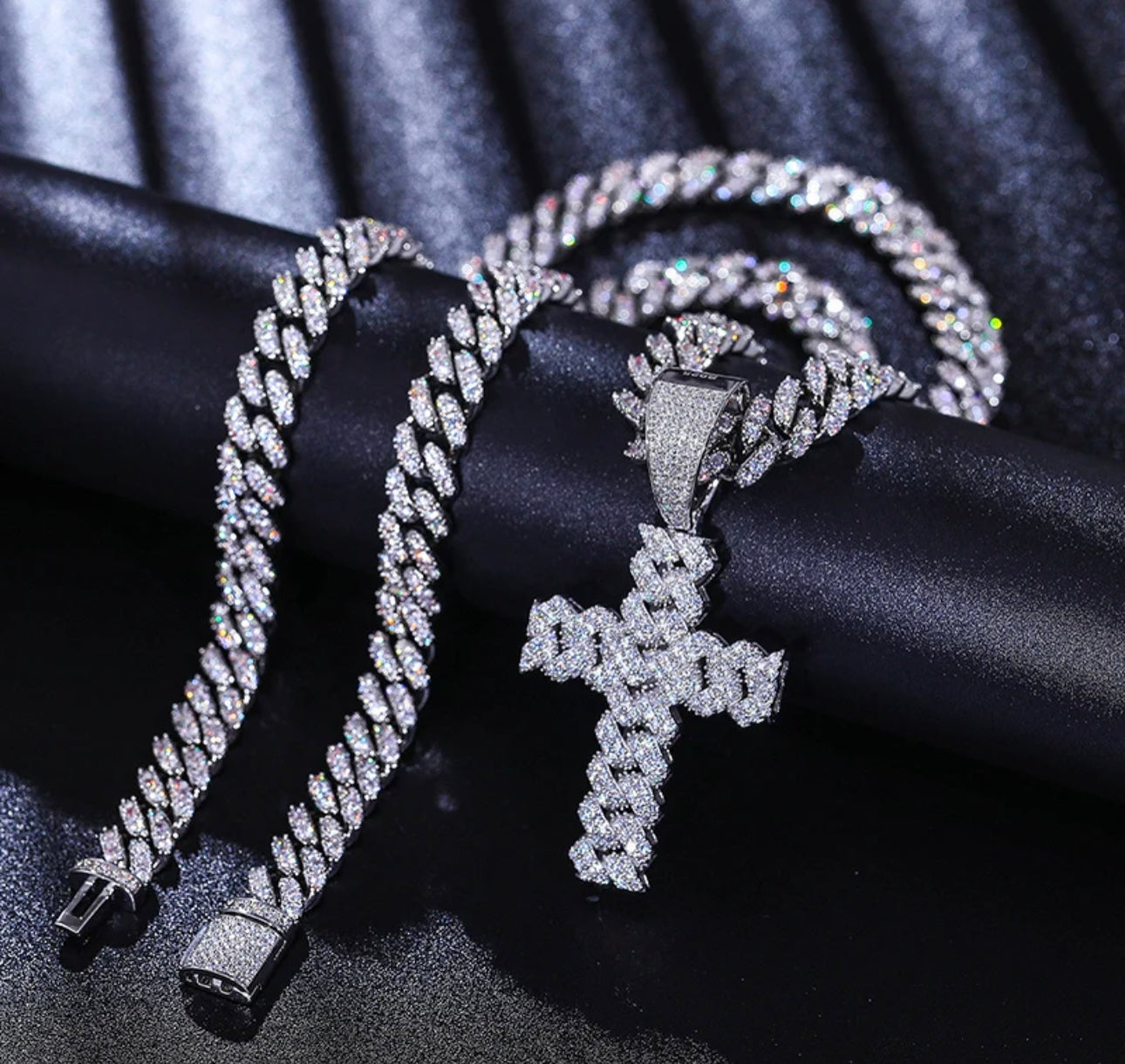 VVS Moissanite Cuban Link Cross 925 Silver