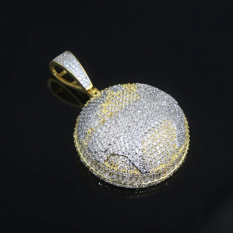 Hustlers World Pendant