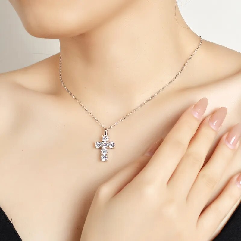 3ct D VVS1 Moissanite Cross Pendant Necklaces