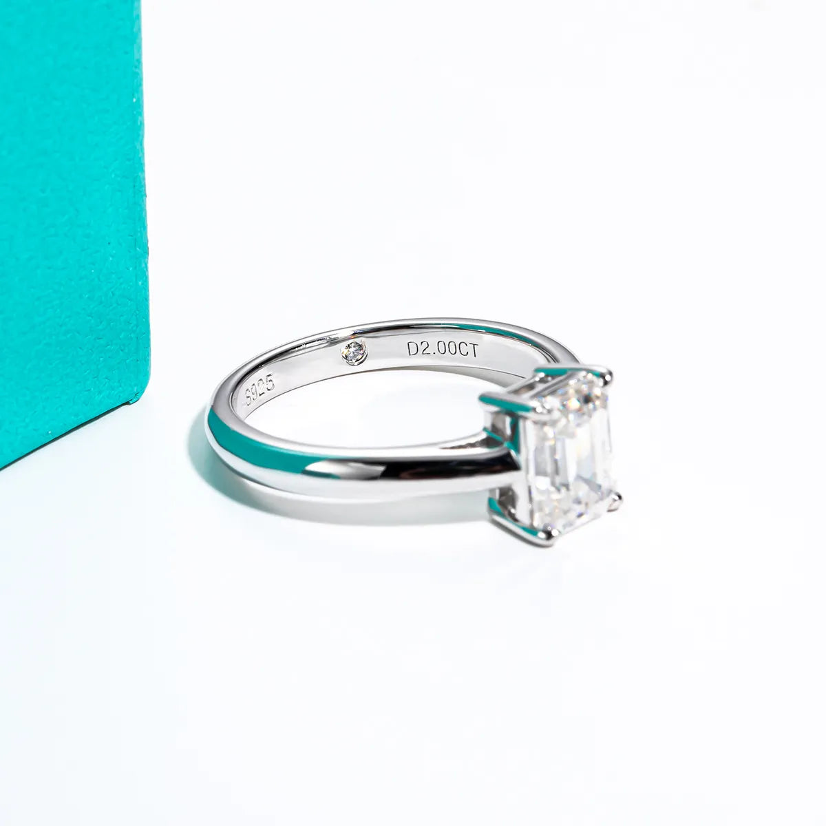 6x8mm 2ct Emerald Cut Moissanite Engagement Wedding Ring 925 Sterling Silver