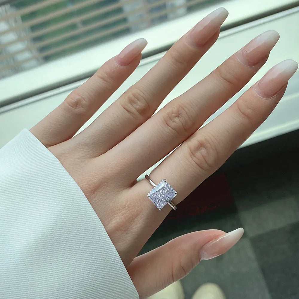 925 Sterling Silver Crushed Ice Cut Moissanite Gemstone Engagement Ring